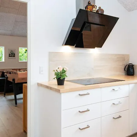 10 Person In Tarm-by Traum بيت للعطل Tarm