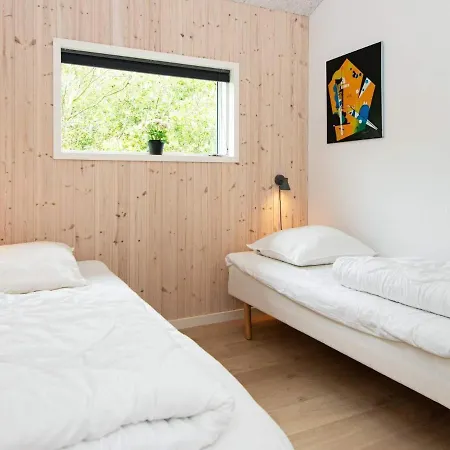 بيت للعطل 10 Person In Tarm-by Traum Tarm