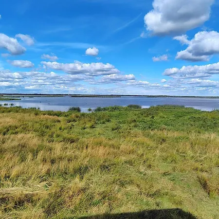 بيت للعطل 10 Person In Tarm-by Traum *